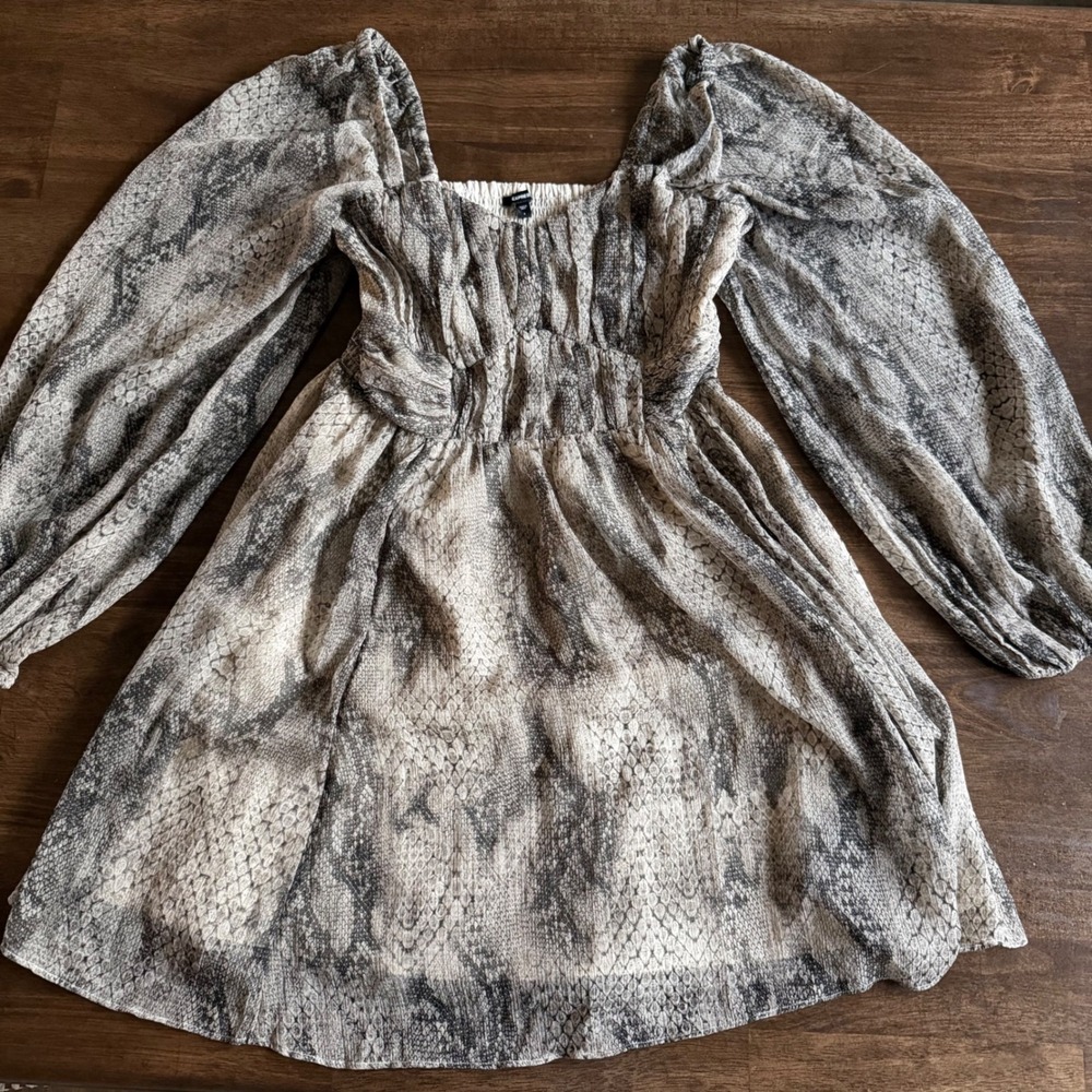 Express Snakeskin Print Smocked Back Balloon Sleeve Mini Dress S Babydoll Nee